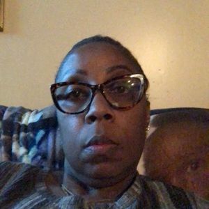 Meet your Posher, Delretha